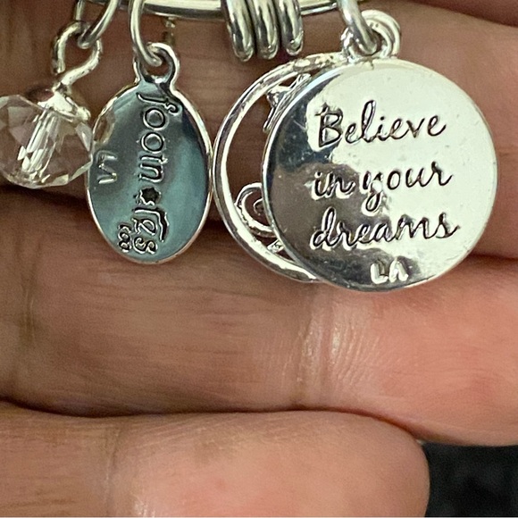 Footnotes Mother Daughter Friend and Believe In Your Dreams Charm Bracelets - Picture 7 of 10